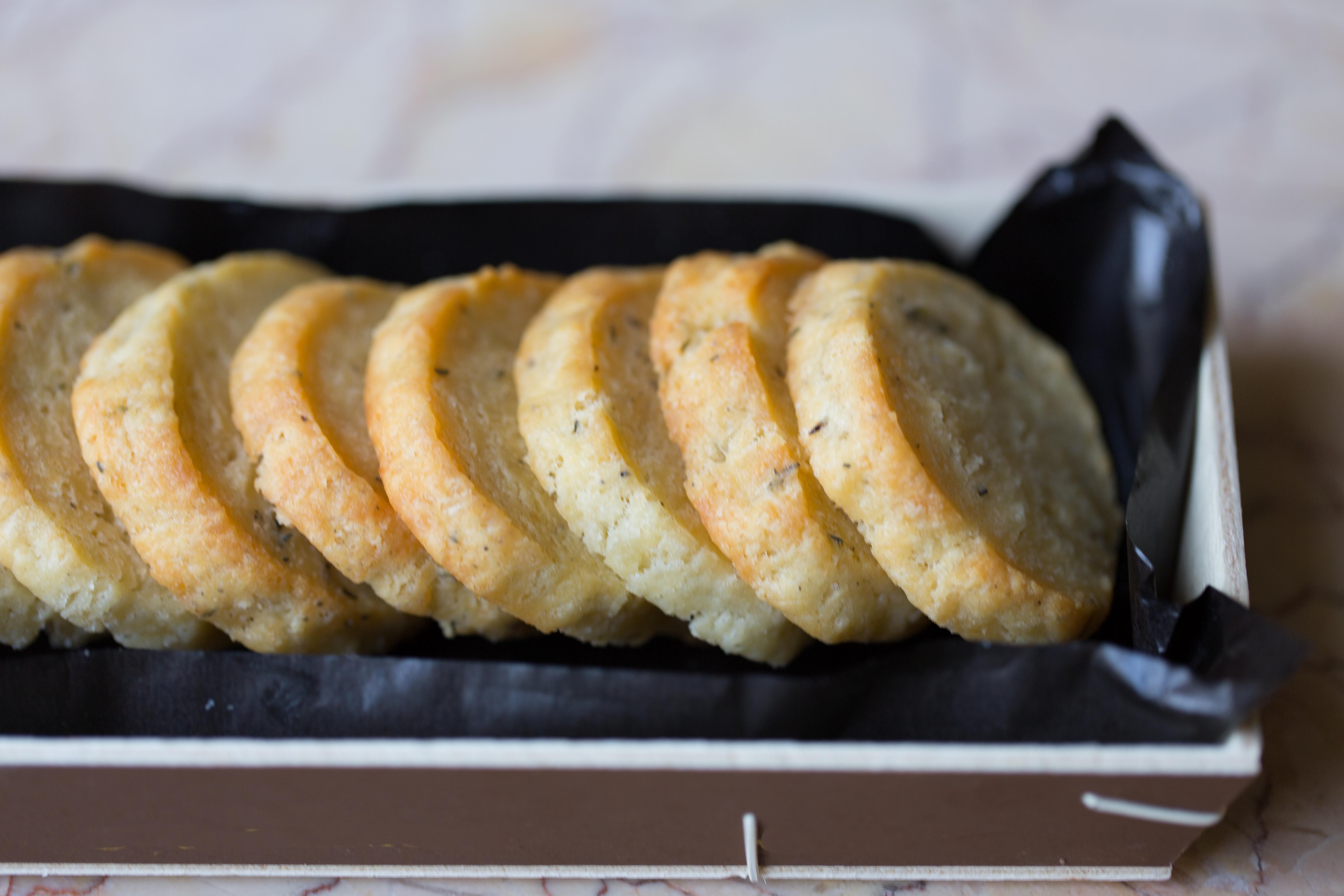 Parmesan and Thyme Biscuit Recipe Sarah Sharratt